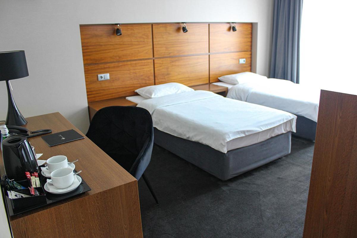 Willa Port Острода Екстериор снимка A room at the hotel