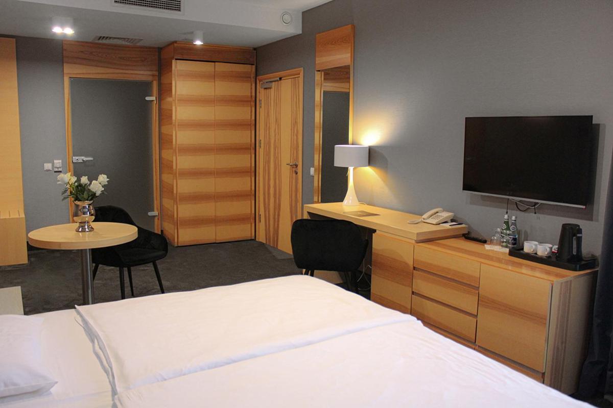 Willa Port Острода Екстериор снимка A room at the hotel