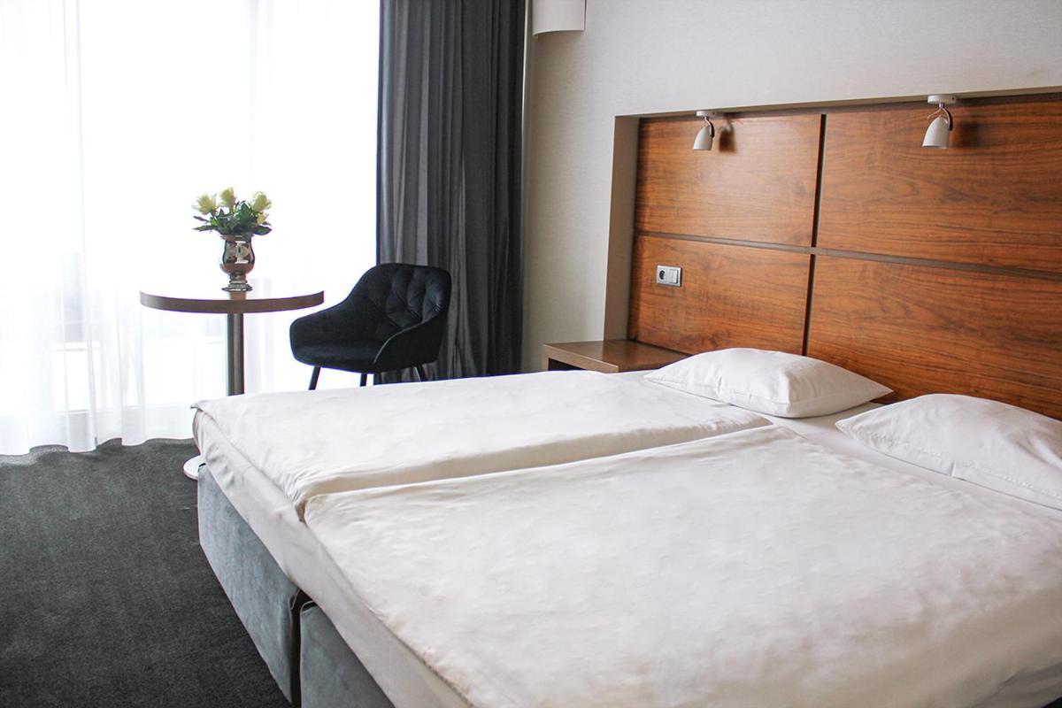 Willa Port Острода Екстериор снимка A room at the hotel