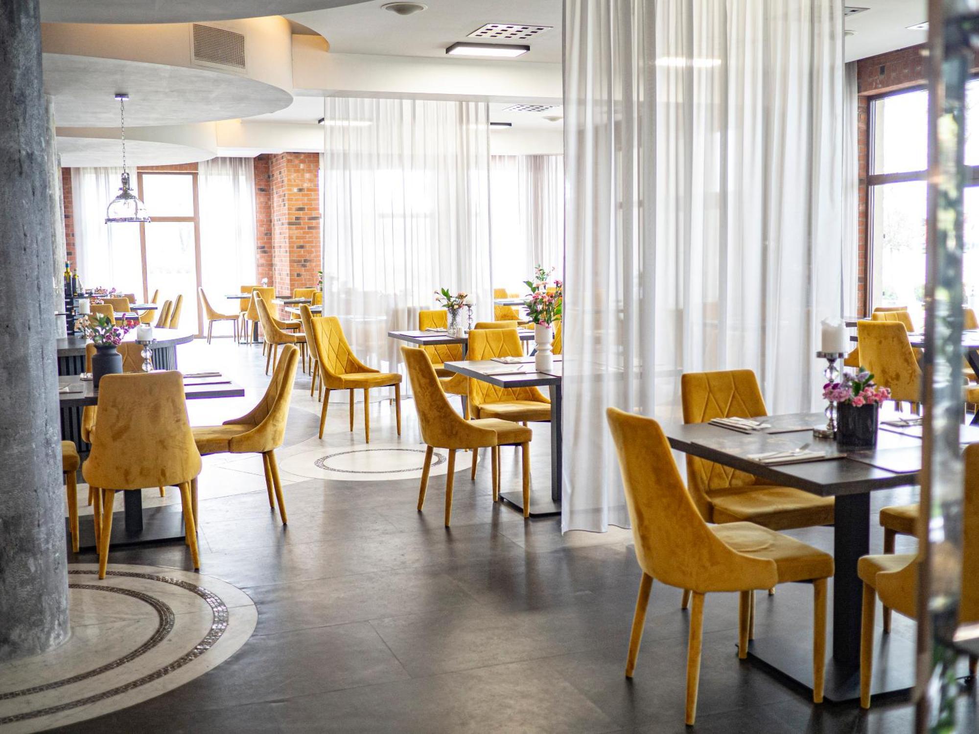 Willa Port Острода Екстериор снимка Restaurant
