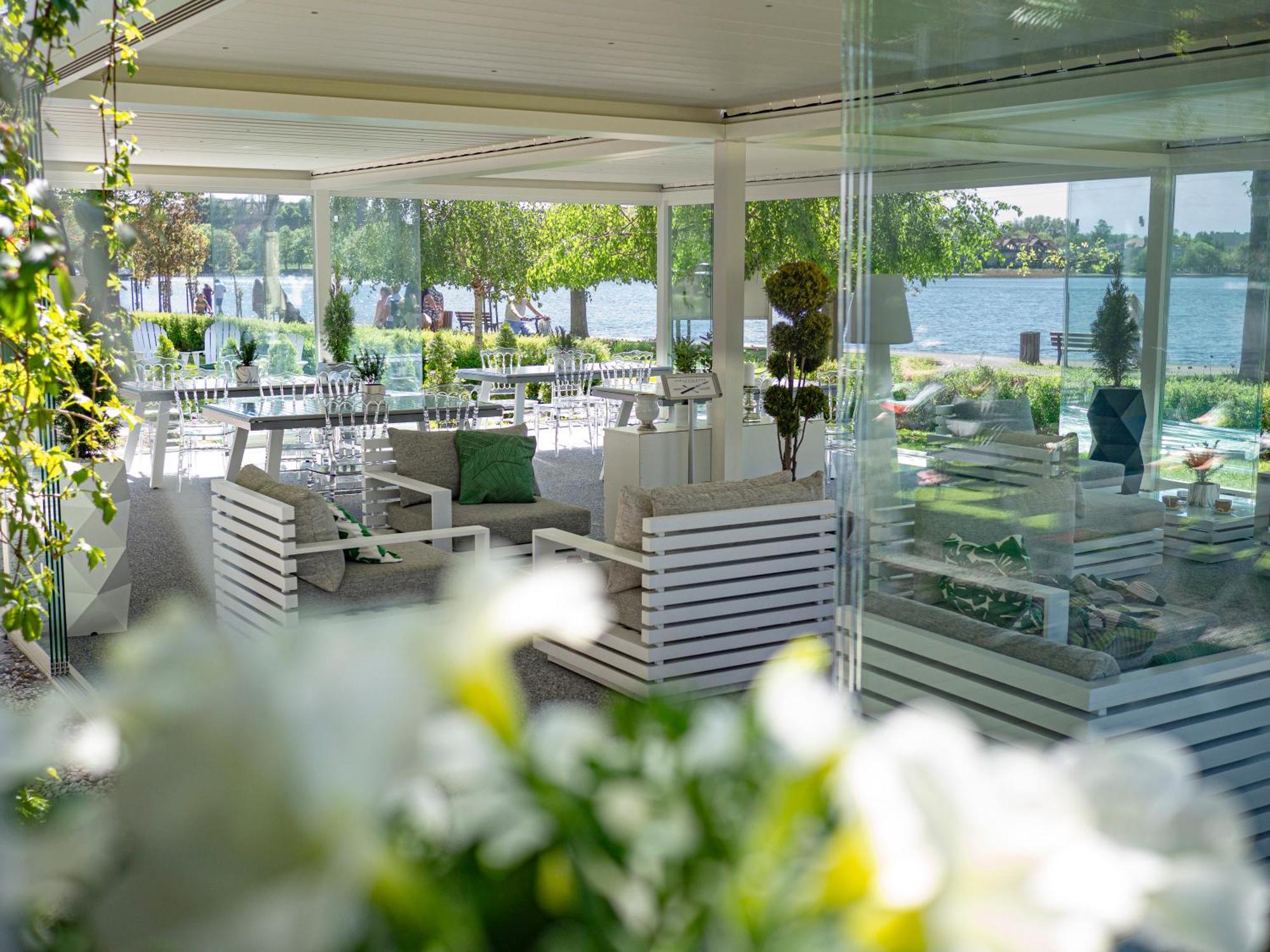 Willa Port Острода Екстериор снимка Restaurant